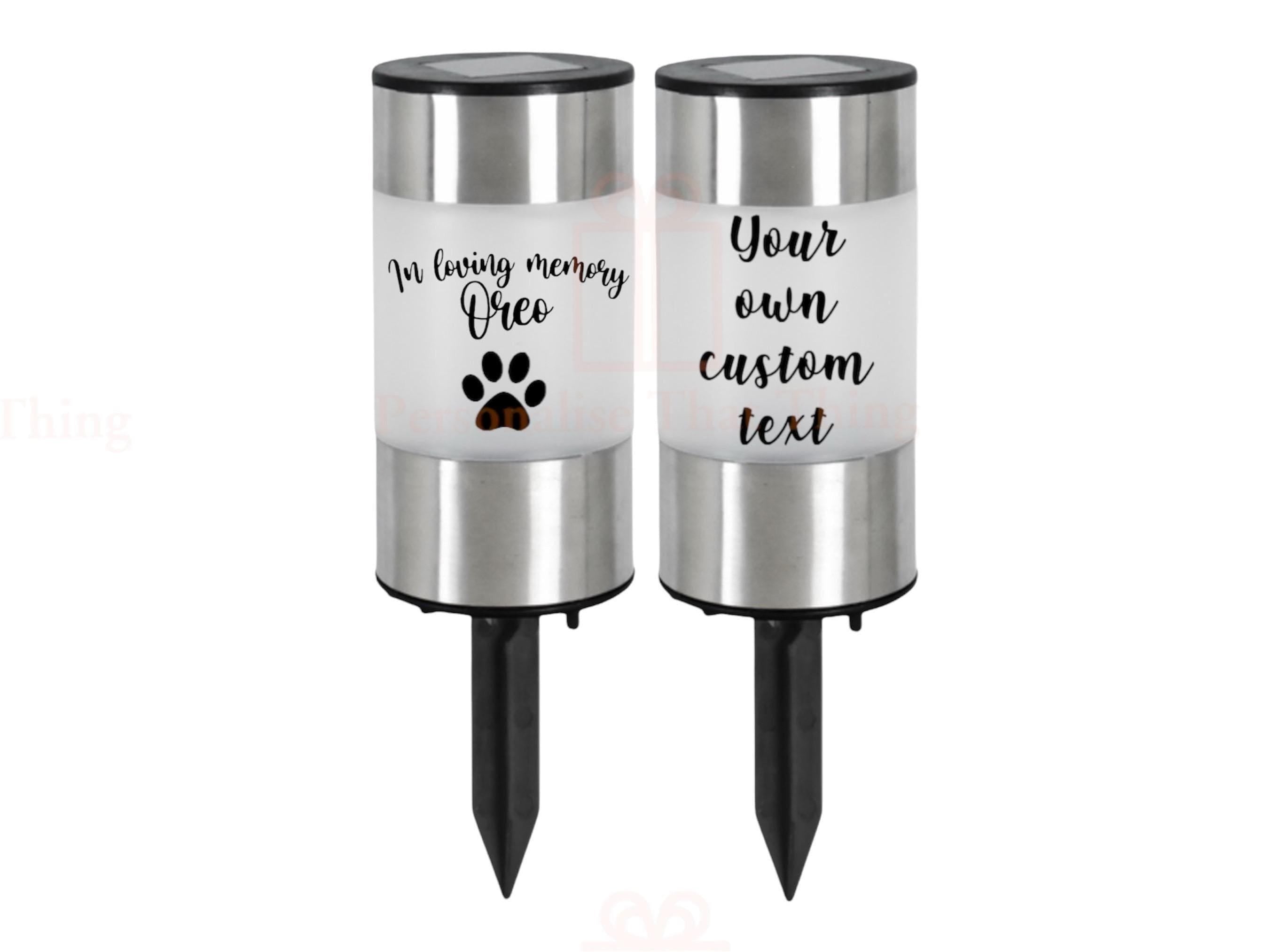Memorial in memory of garden / grave silver pet paw print solar light